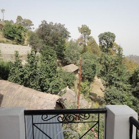 Om Mountain Resort Mukteshwar Ngoại thất bức ảnh